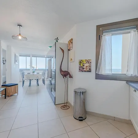Holiday home Front De Mer-25 By Interhome