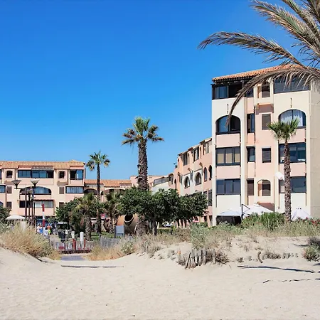 Holiday home Front De Mer-25 By Interhome *
